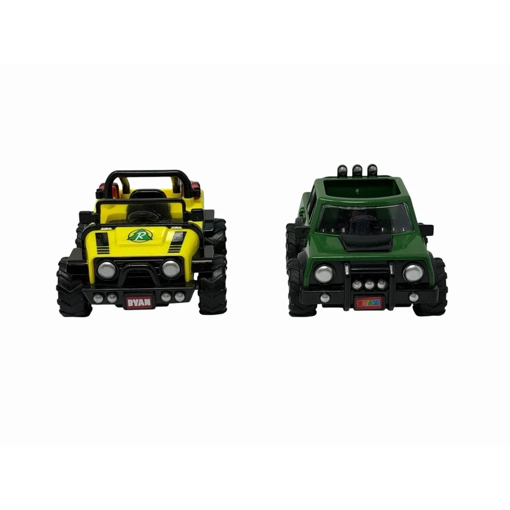 TWO Ryan's World Vehicles Off Road Cruiser And Safari‎ Jeep Pull Back Action